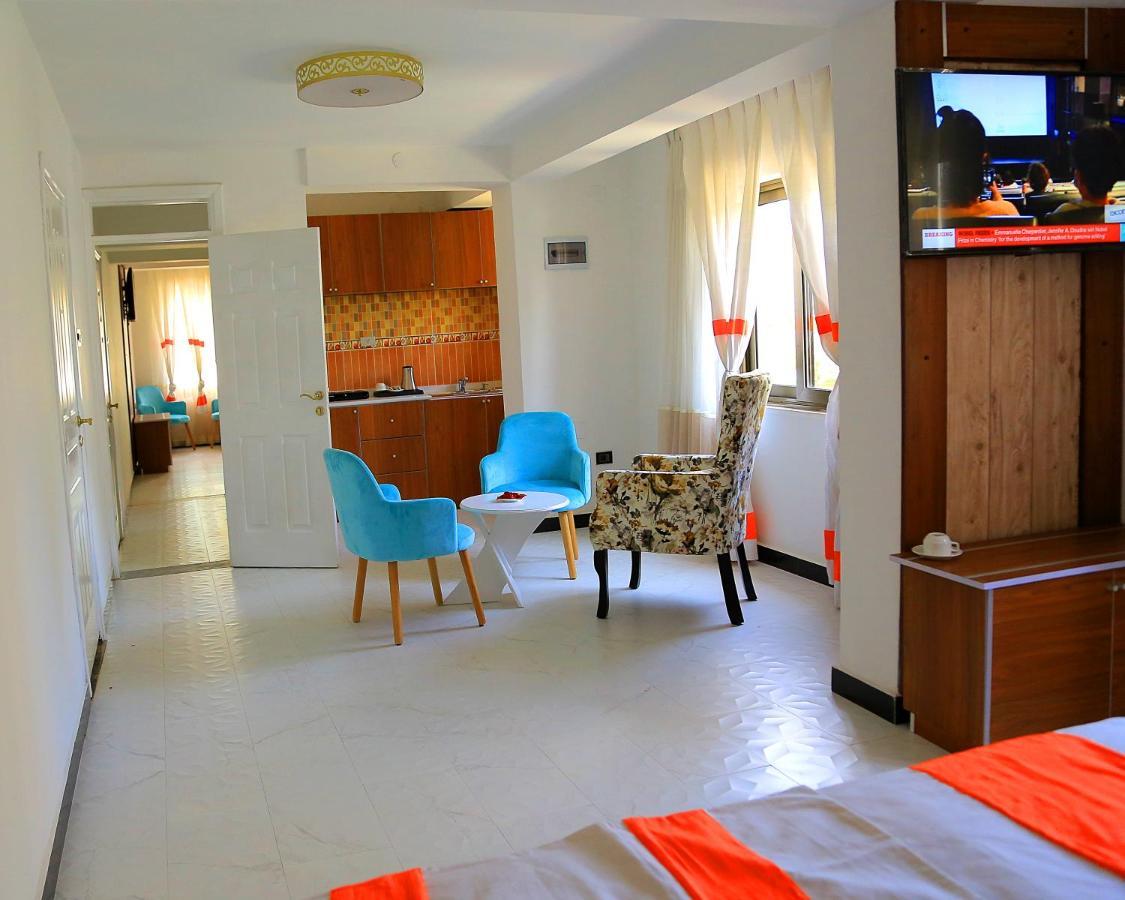 Abat Guest House Addis Ababa Ngoại thất bức ảnh